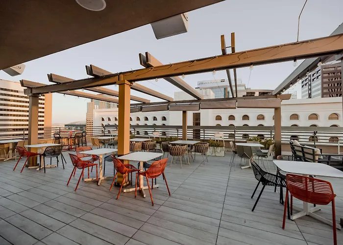 Hilton Garden Downtown 3*