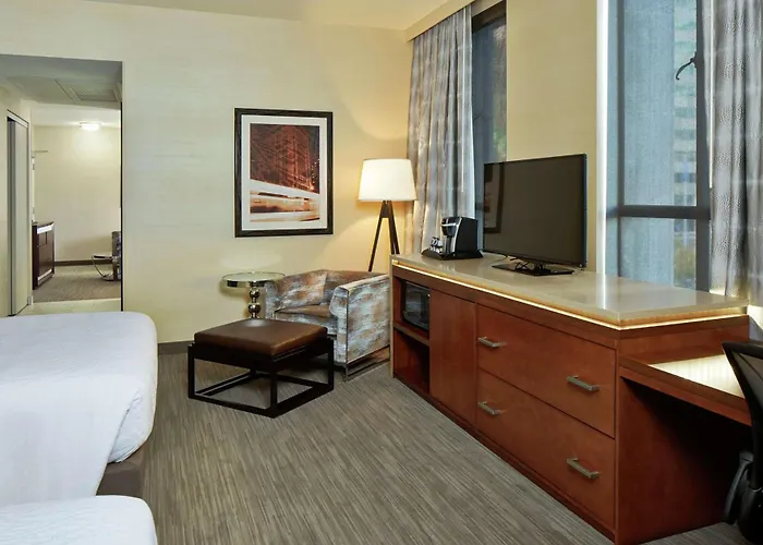 Hilton Garden Downtown Hotel 3*