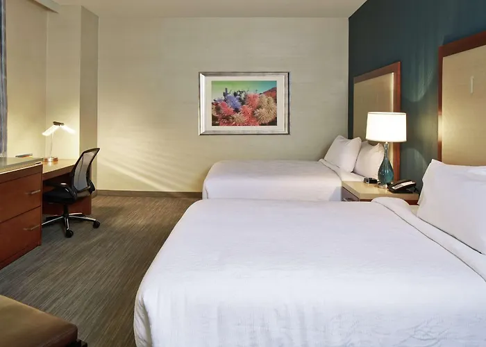 Hotel Hilton Garden Downtown 3*