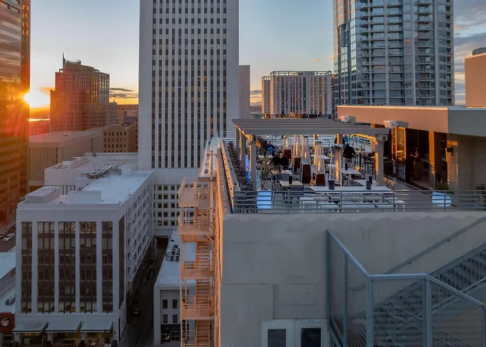 Hotel Hilton Garden Downtown 3*